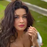 Avneet Kaur голая #0047