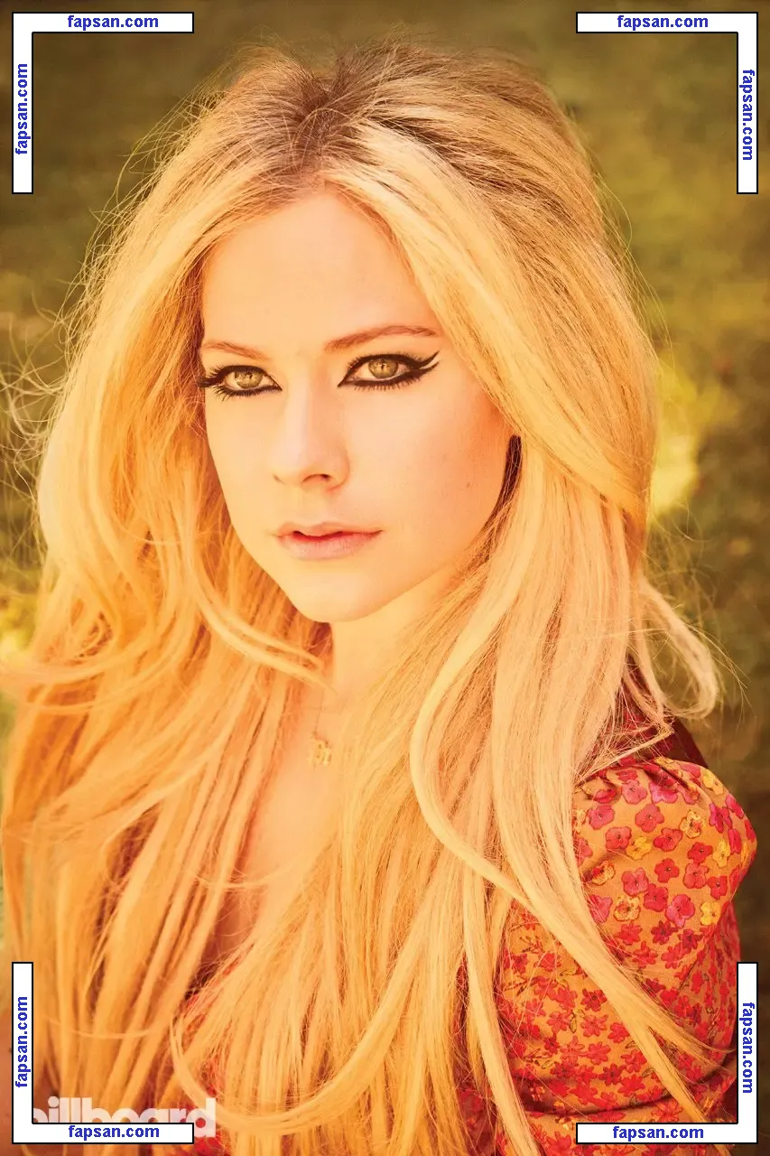 Avril Lavigne nude photo #0046 from OnlyFans