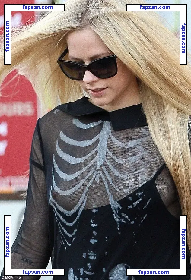 Avril Lavigne nude photo #0078 from OnlyFans