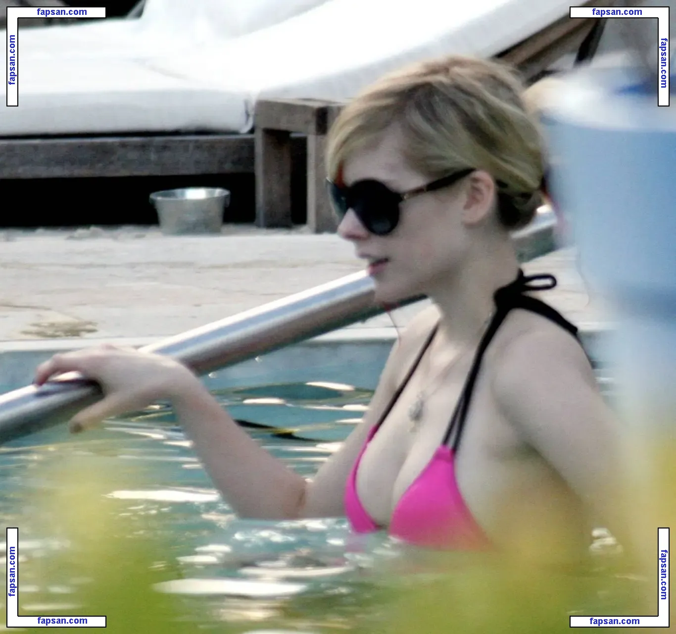 Avril Lavigne nude photo #0157 from OnlyFans