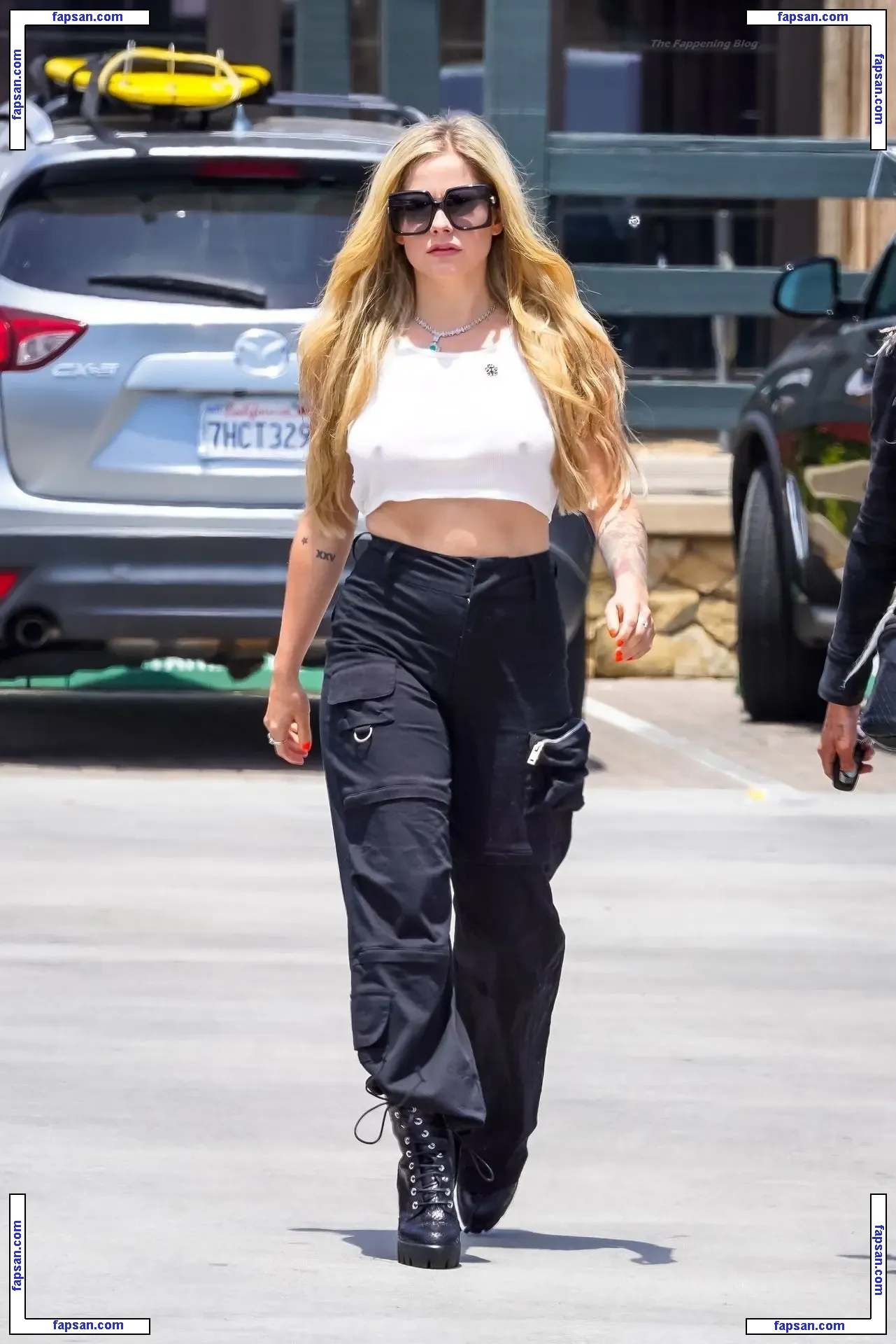Avril Lavigne nude photo #0633 from OnlyFans