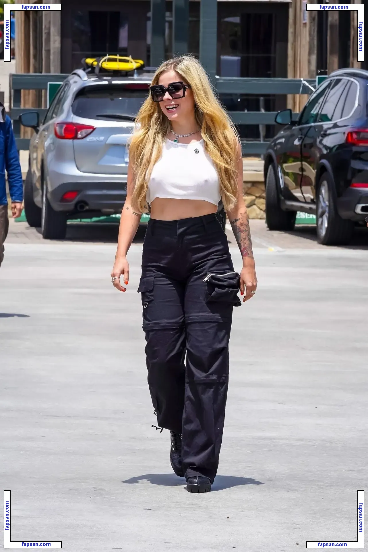 Avril Lavigne nude photo #0639 from OnlyFans