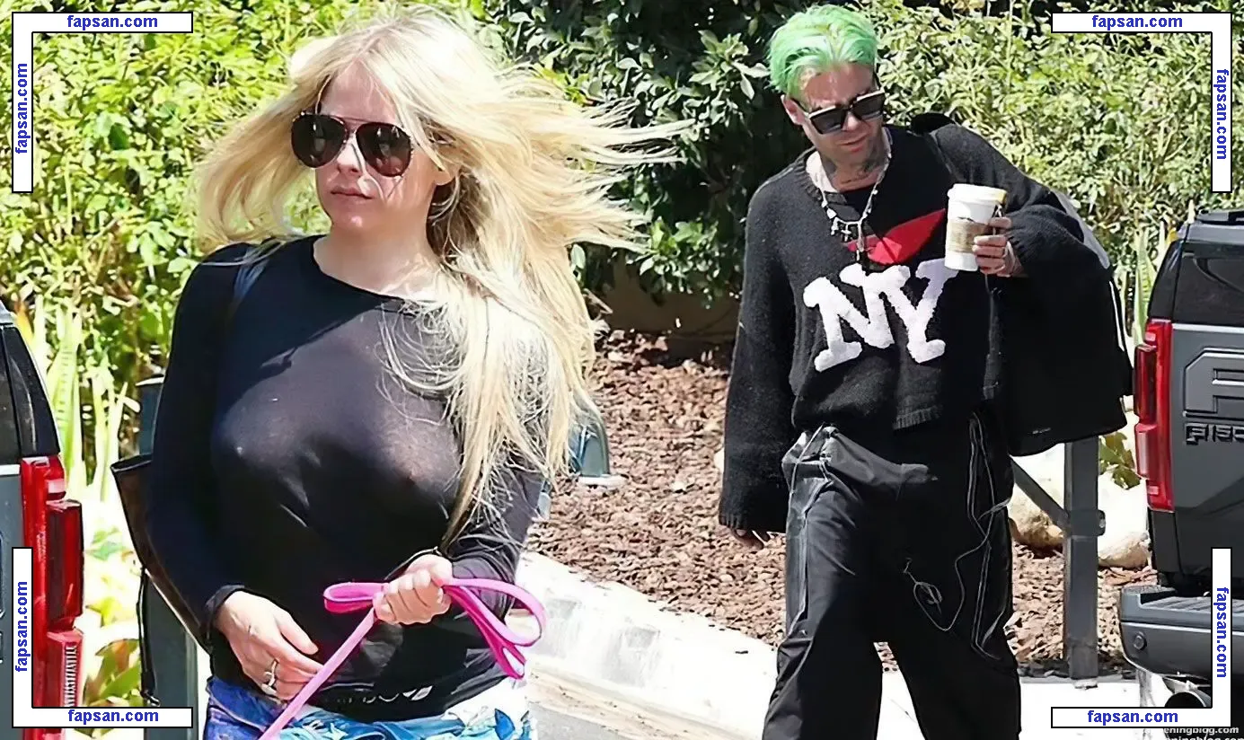 Avril Lavigne nude photo #0808 from OnlyFans