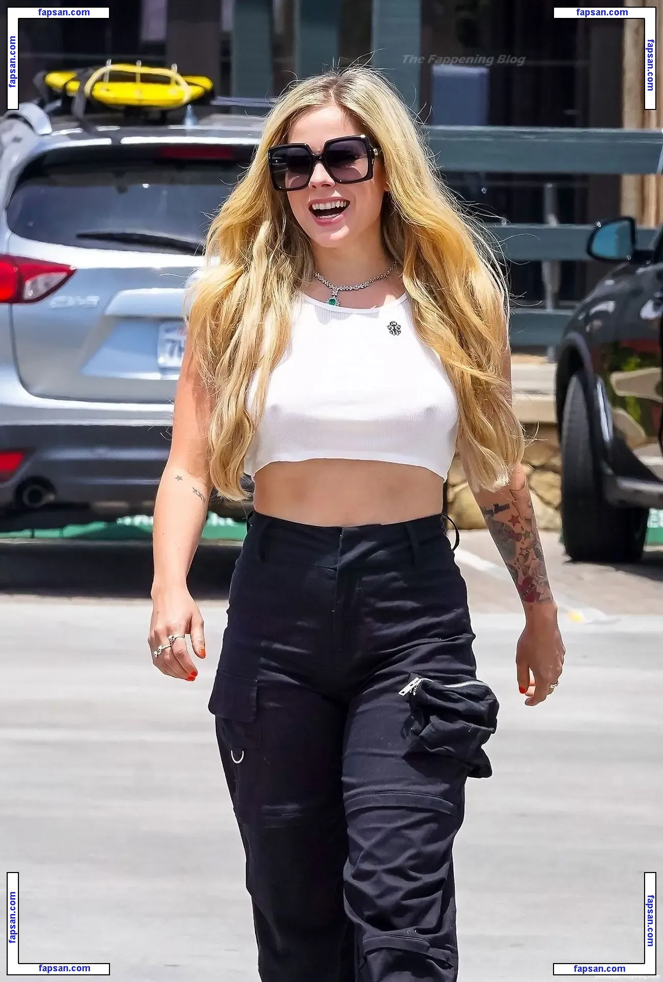 Avril Lavigne nude photo #0869 from OnlyFans