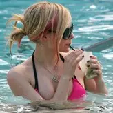 Avril Lavigne nude #0161