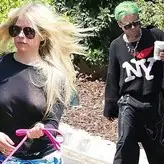 Avril Lavigne nude #0808