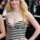 Avril Lavigne nude #0890