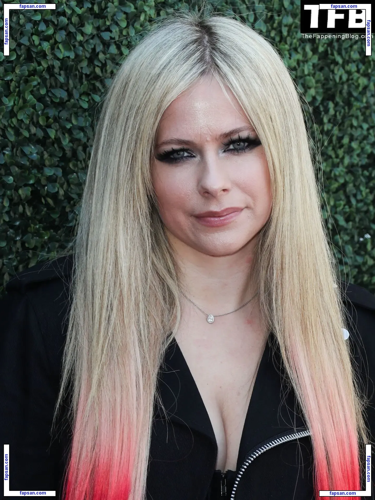Avril Lavigne nude photo #1203 from OnlyFans