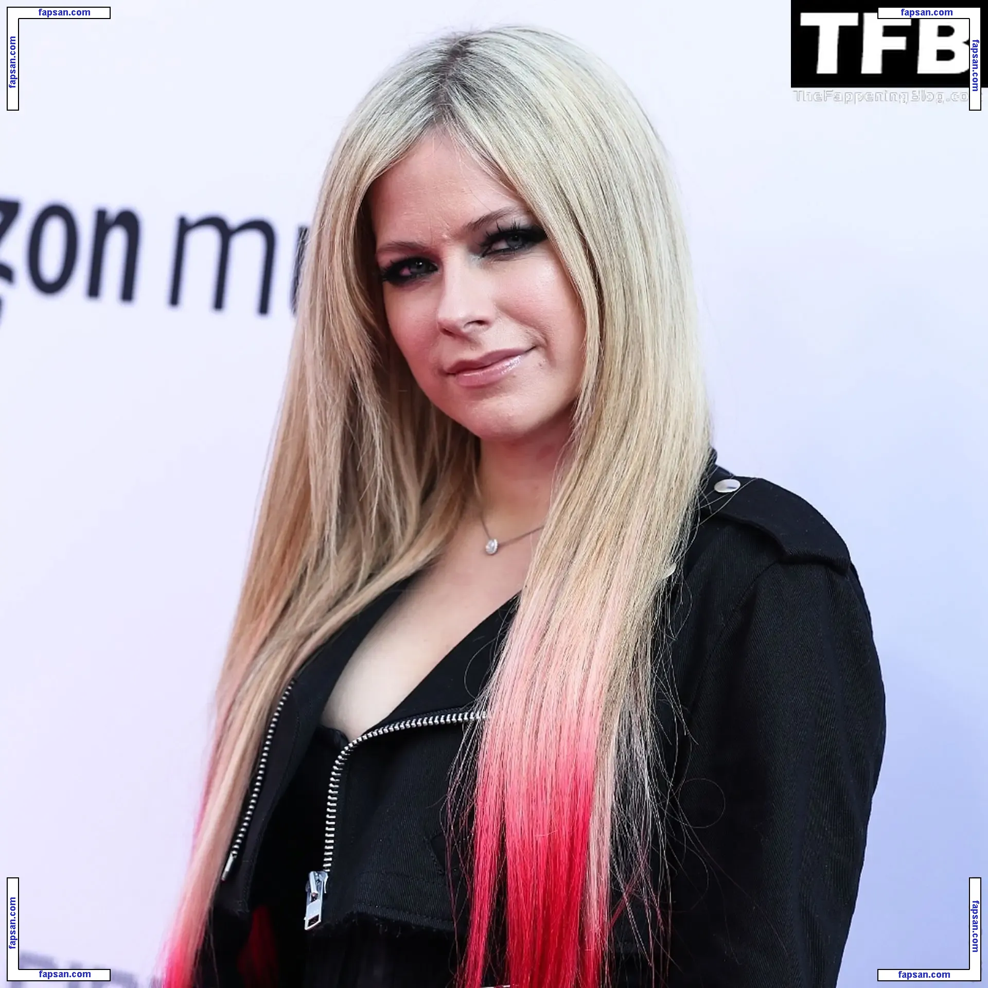 Avril Lavigne nude photo #1207 from OnlyFans