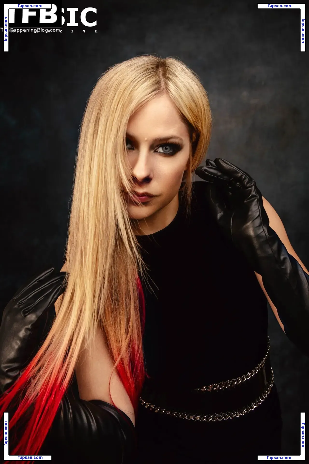 Avril Lavigne nude photo #1329 from OnlyFans