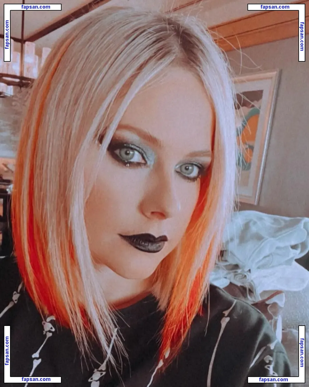 Avril Lavigne nude photo #1519 from OnlyFans