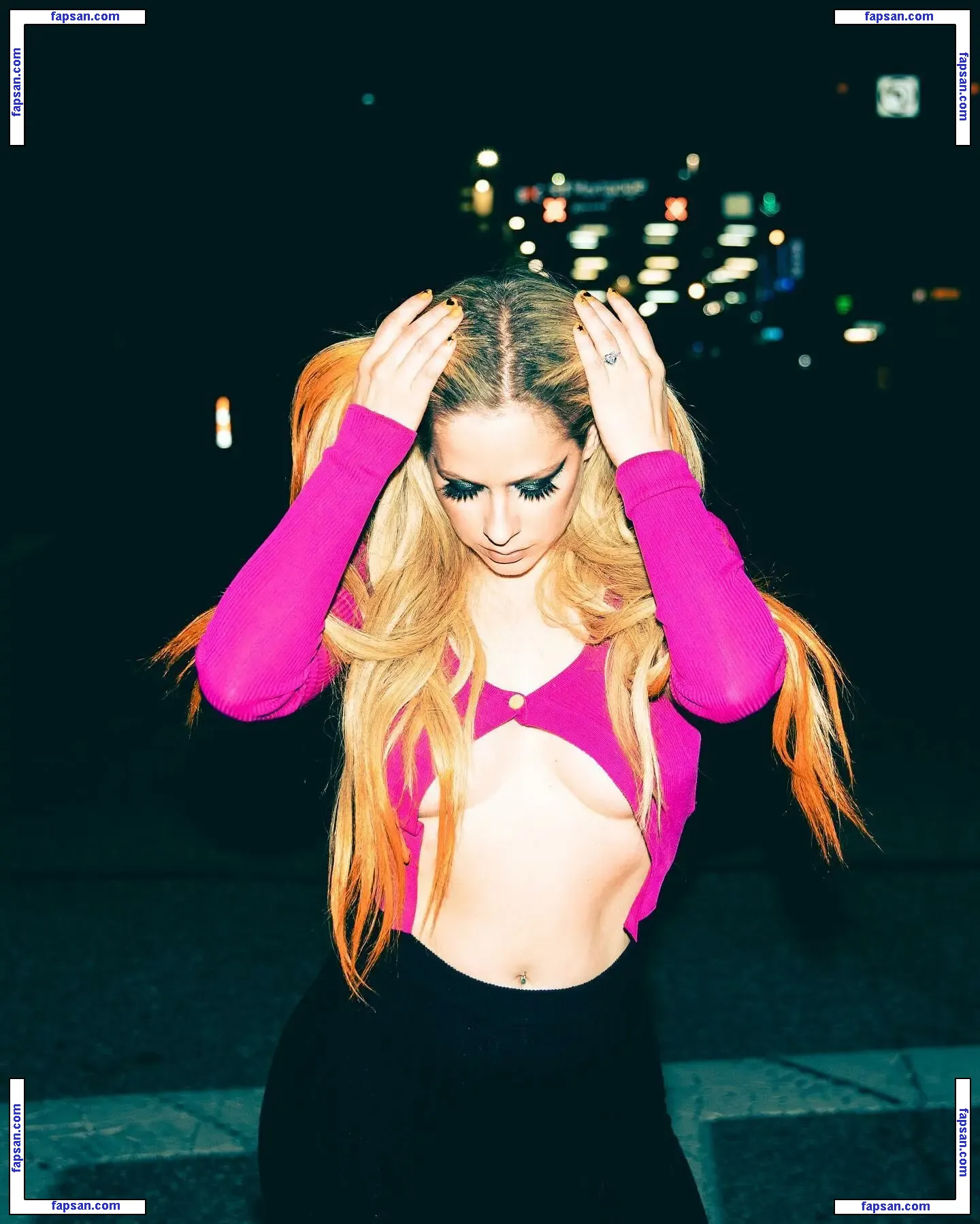 Avril Lavigne nude photo #1539 from OnlyFans
