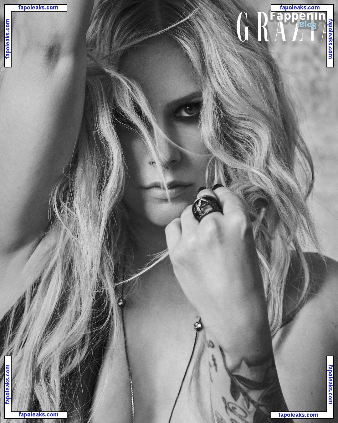 Avril Lavigne / avrillavigne nude photo #1741 from OnlyFans