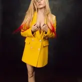 Avril Lavigne nude #1321