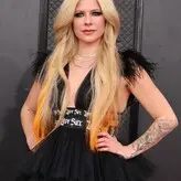 Avril Lavigne nude #1689