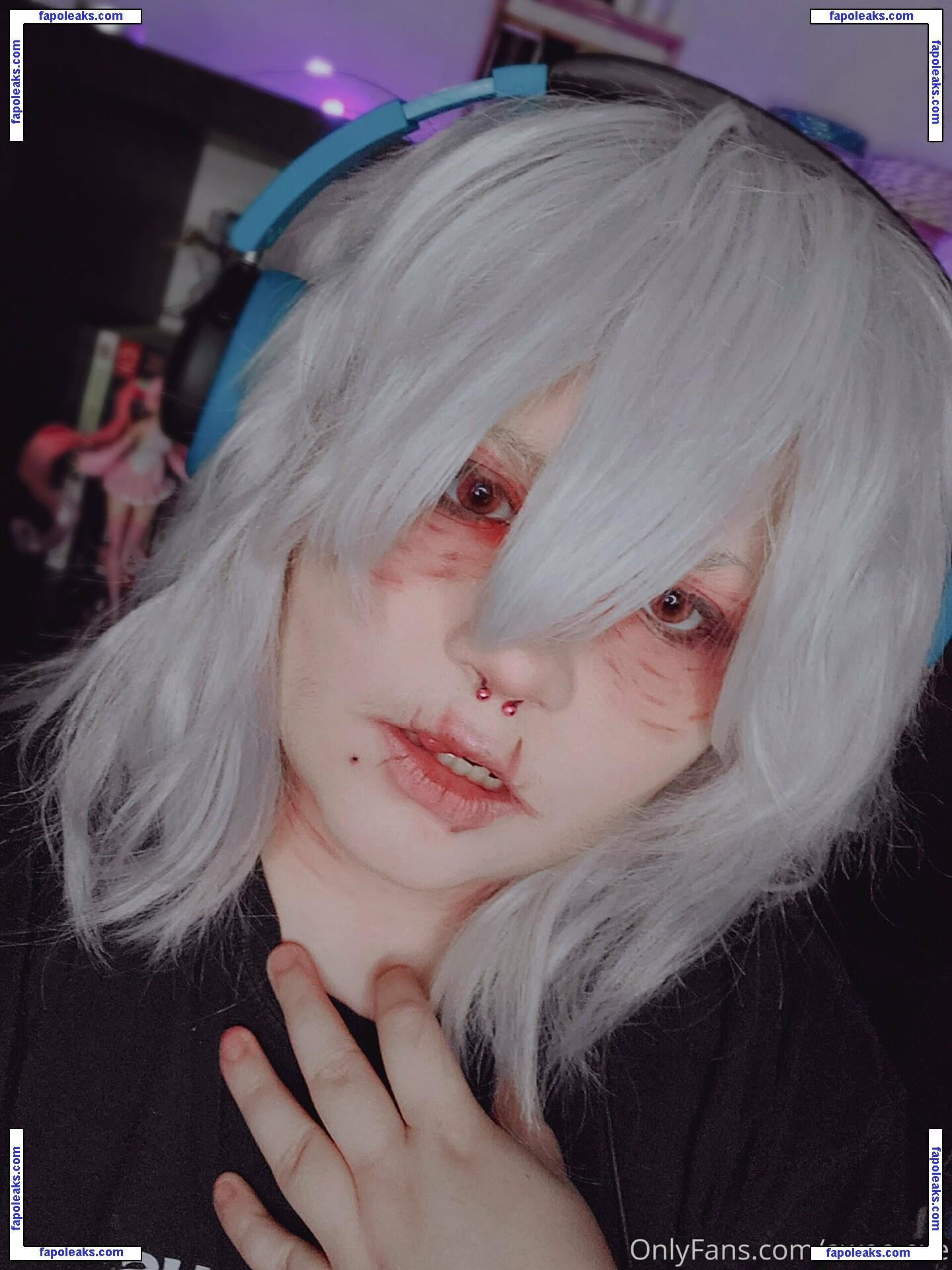 awoo.exe / cosplaycommunityxoxo nude photo #0015 from OnlyFans