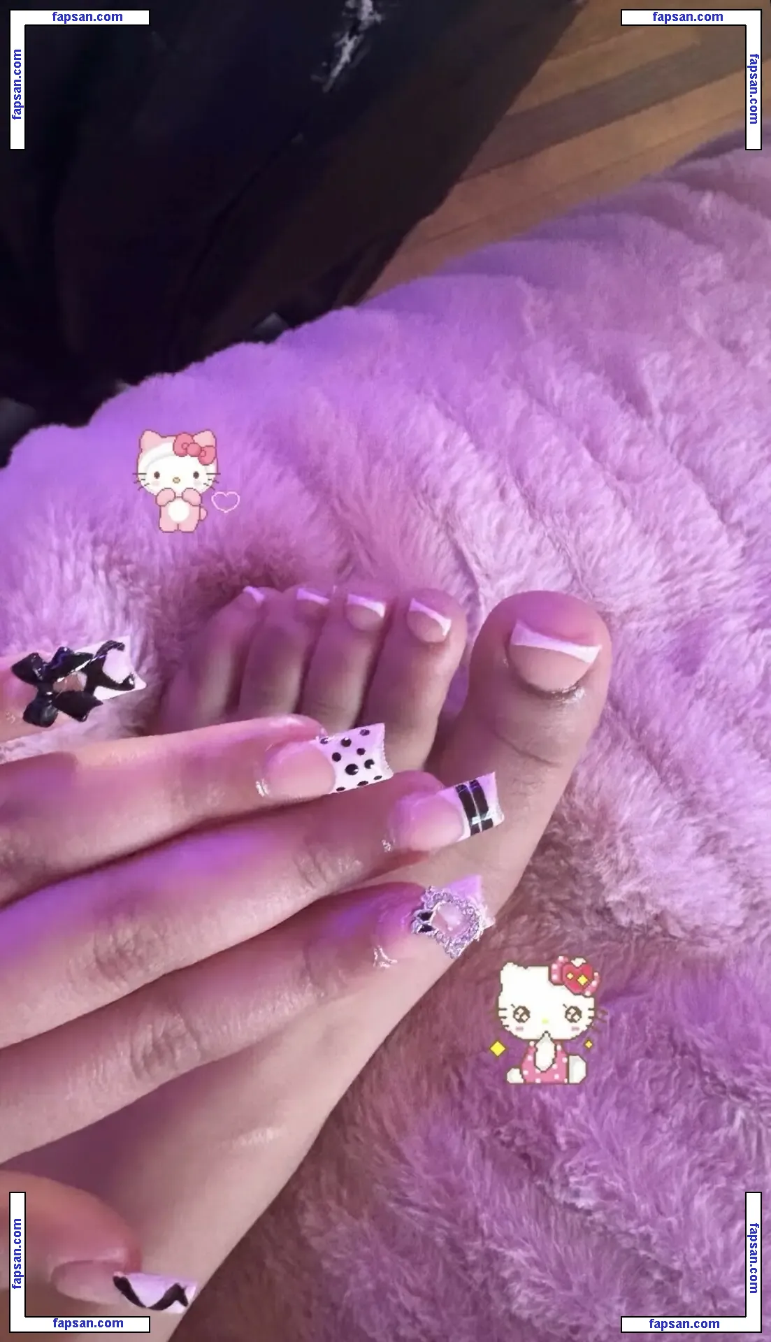 ayoo_londyn голая фото #0001 с Онлифанс