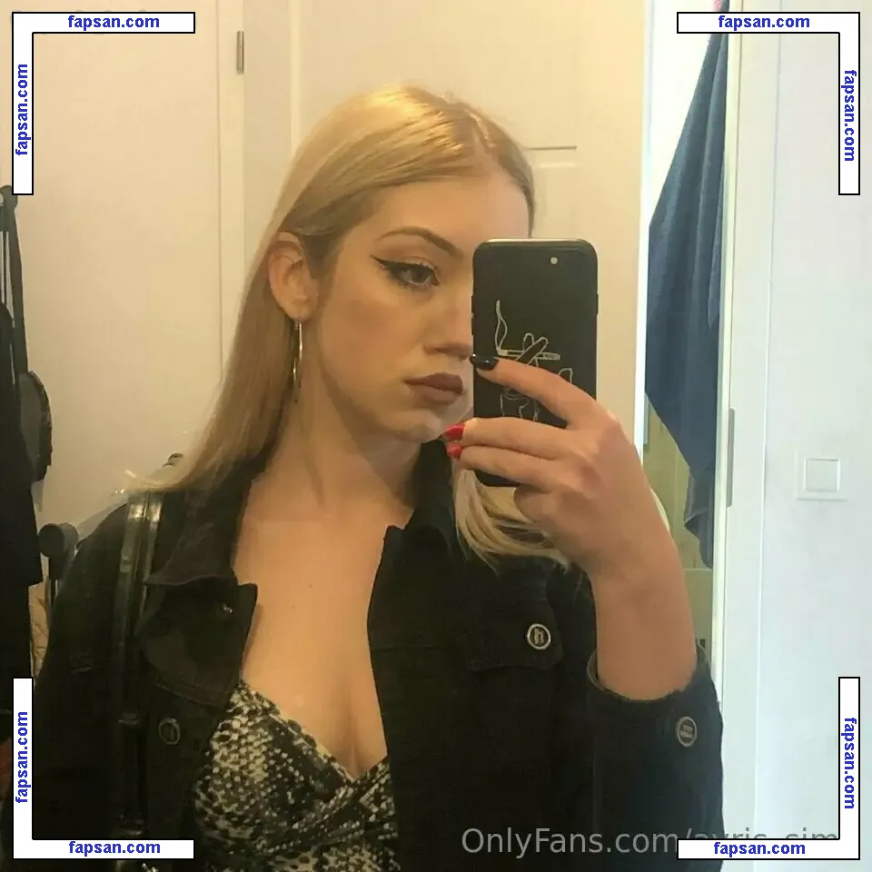 ayris_simp nude photo #0011 from OnlyFans