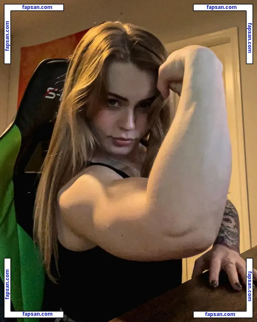 ayshiaschisel nude photo #0004 from OnlyFans