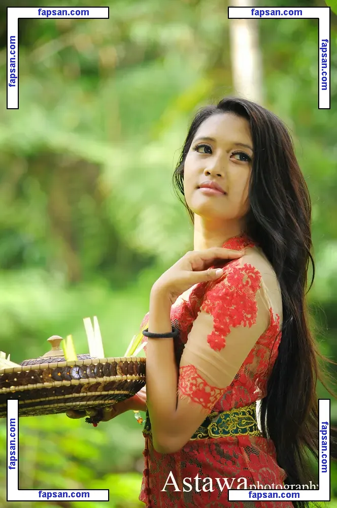 ayulestari nude photo #0003 from OnlyFans