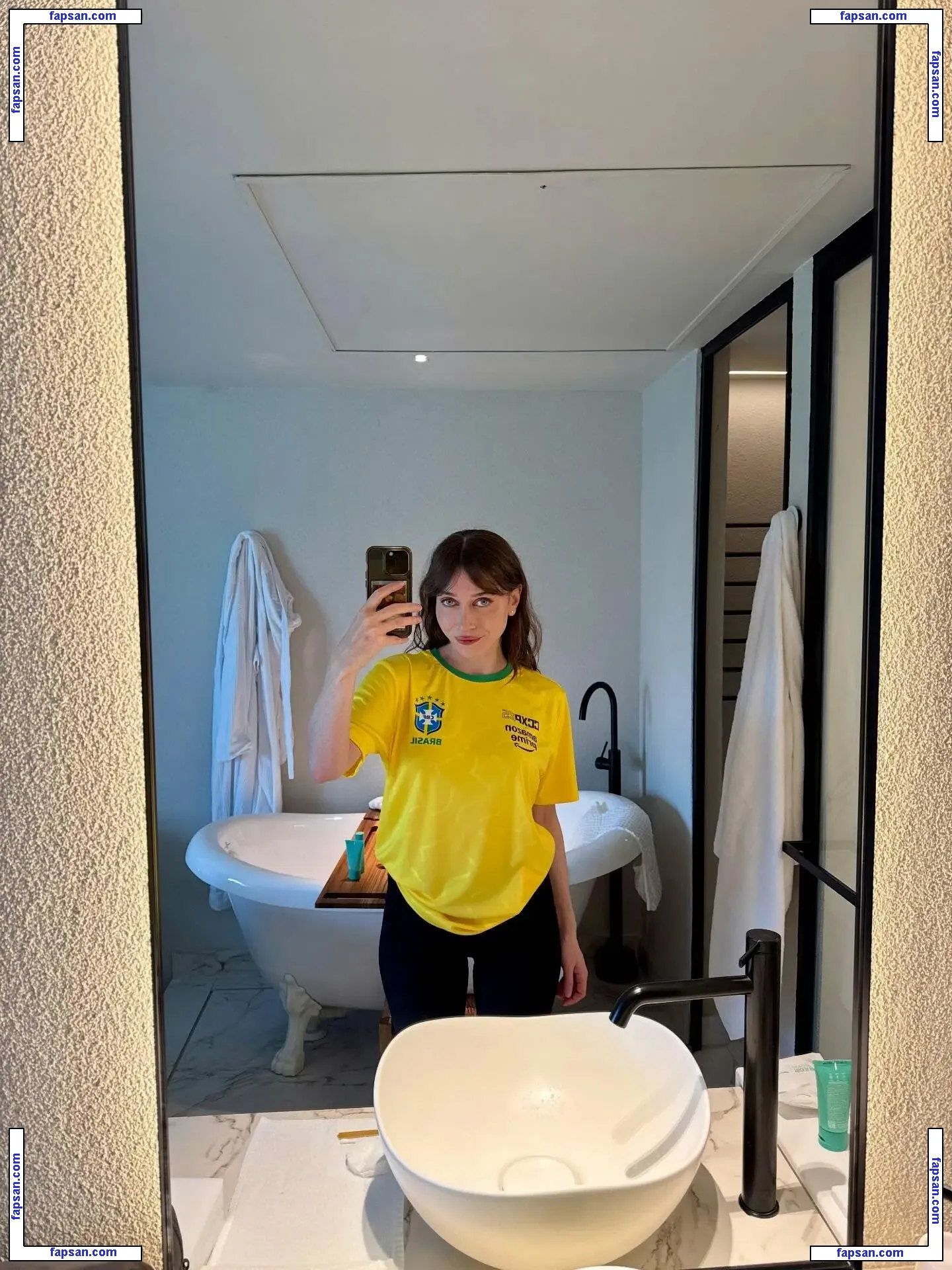 Ayytrae / Angelica Trae nude photo #0001 from OnlyFans