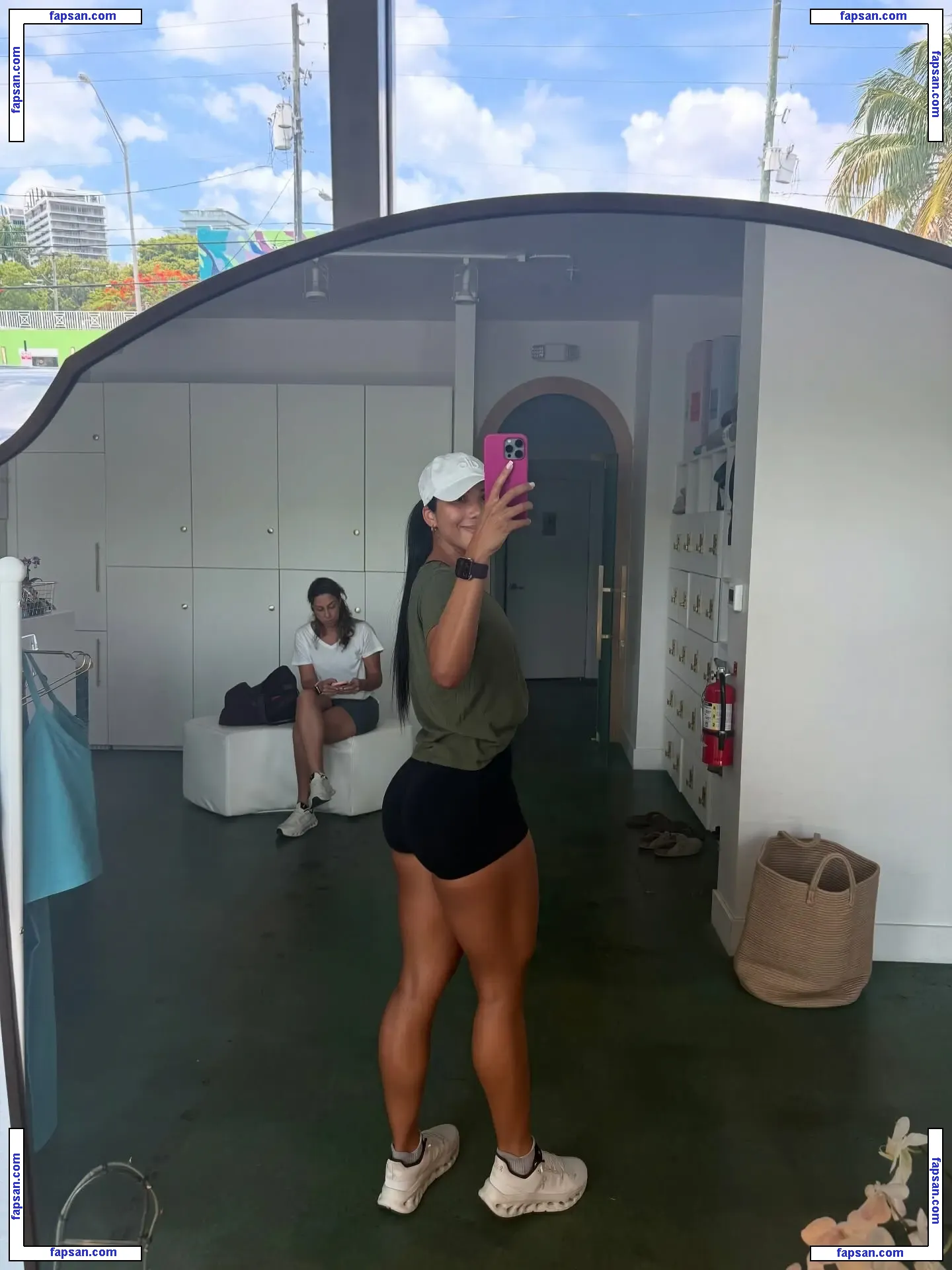 Azucena Cantillo nude photo #0030 from OnlyFans