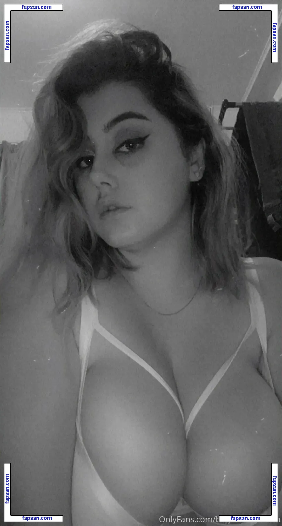 b1gboob13b1tch nude photo #0003 from OnlyFans