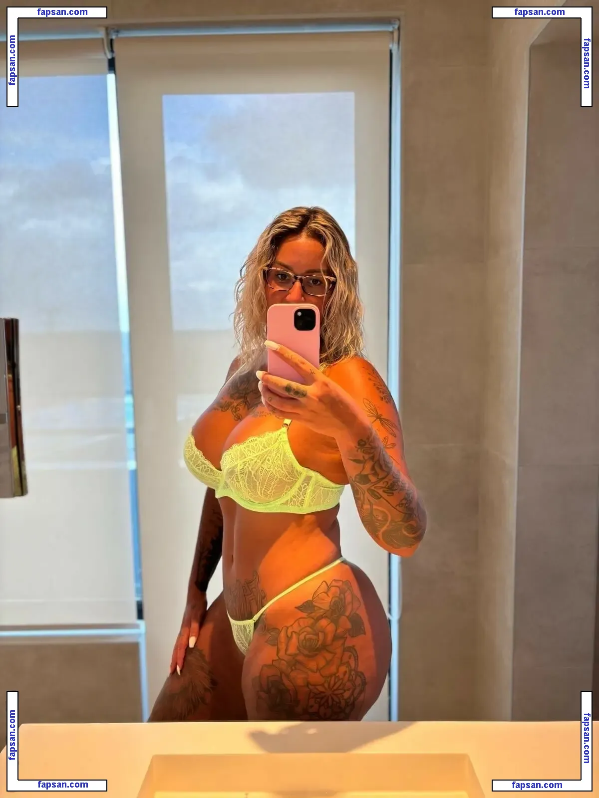 babeessx nude photo #0008 from OnlyFans