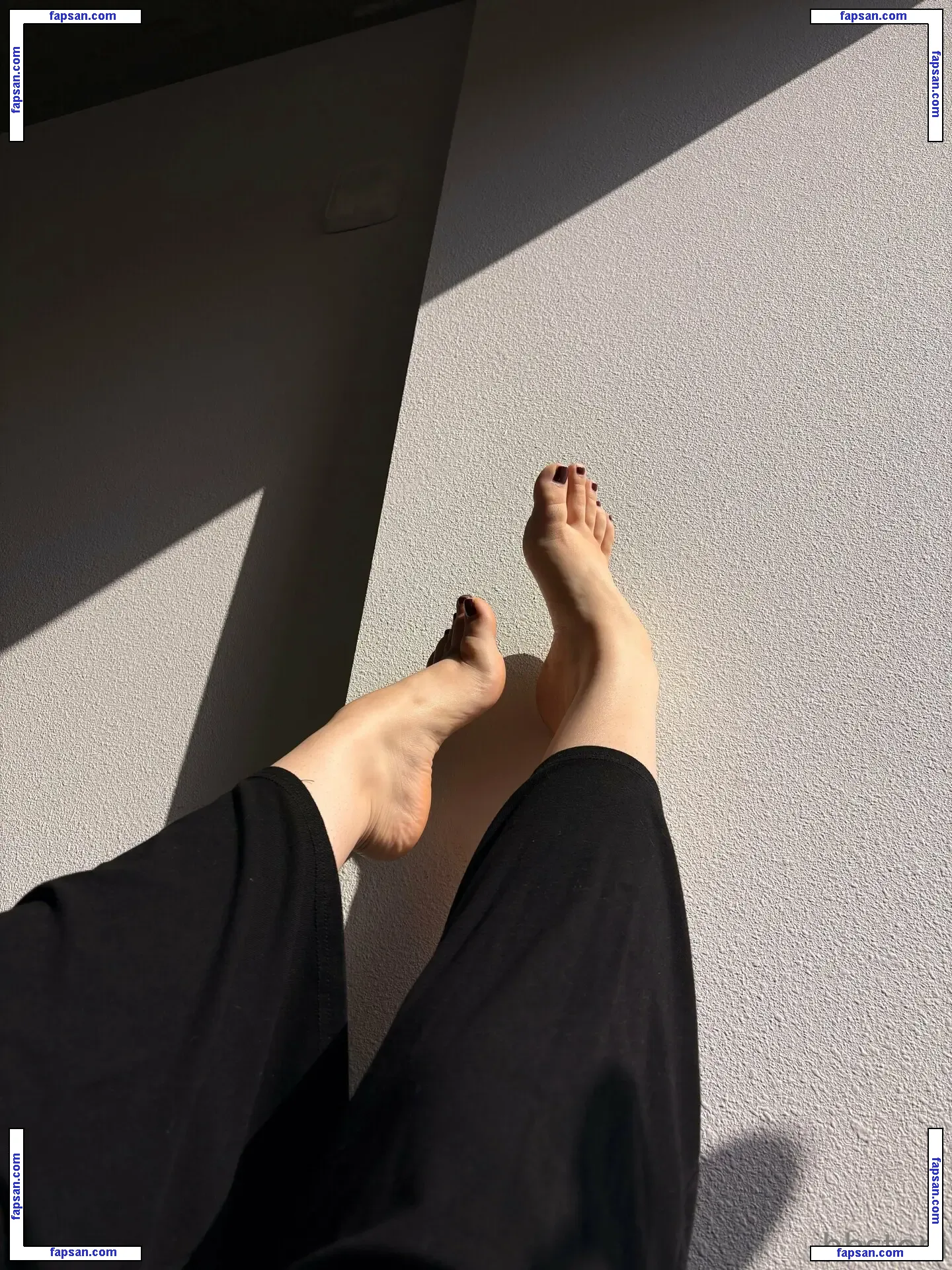 Babi Stoni голая фото #0016 с Онлифанс