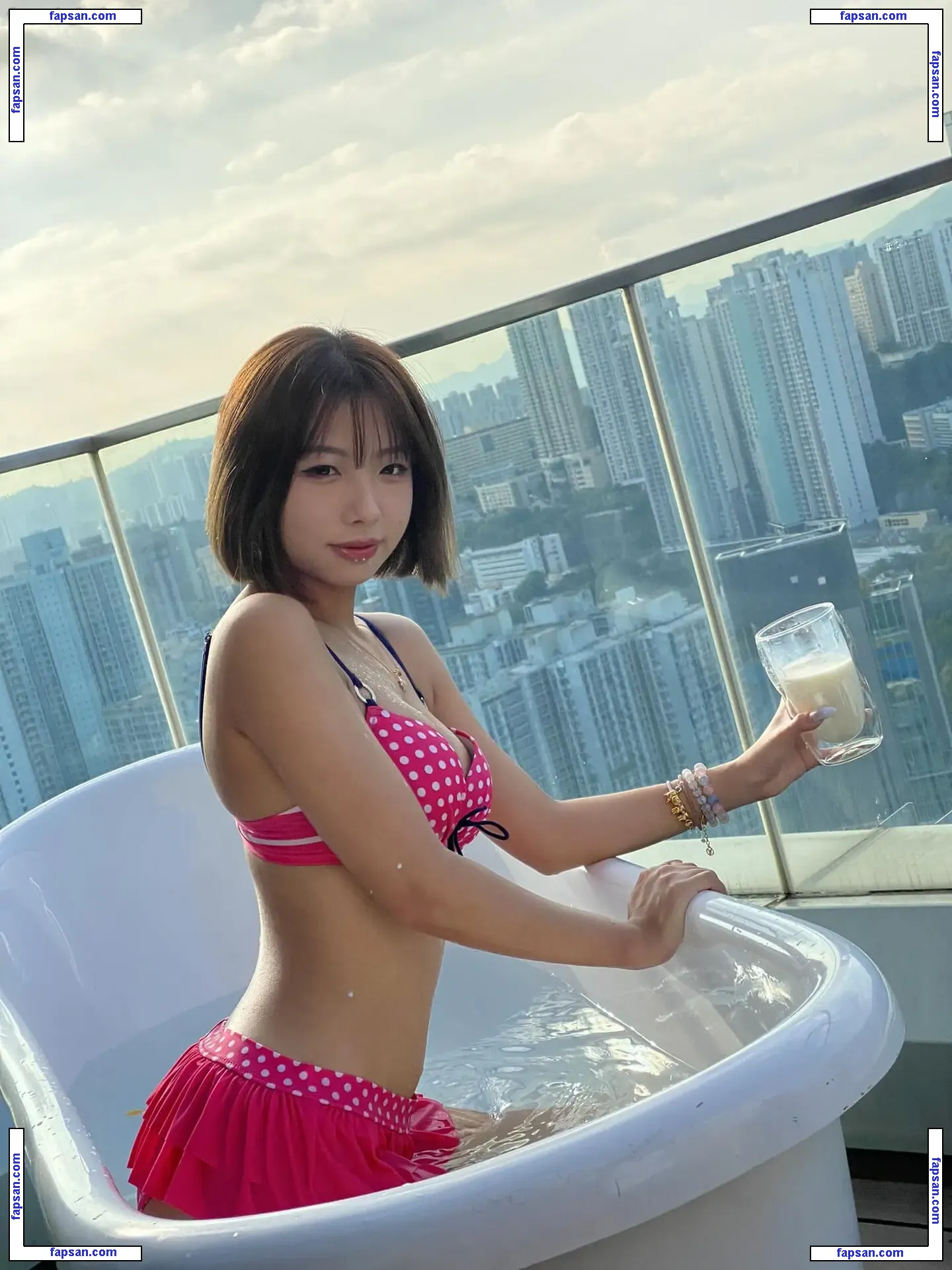 Baby梓 Osidori 梓 ChingYanFung nude photo #0019 from OnlyFans