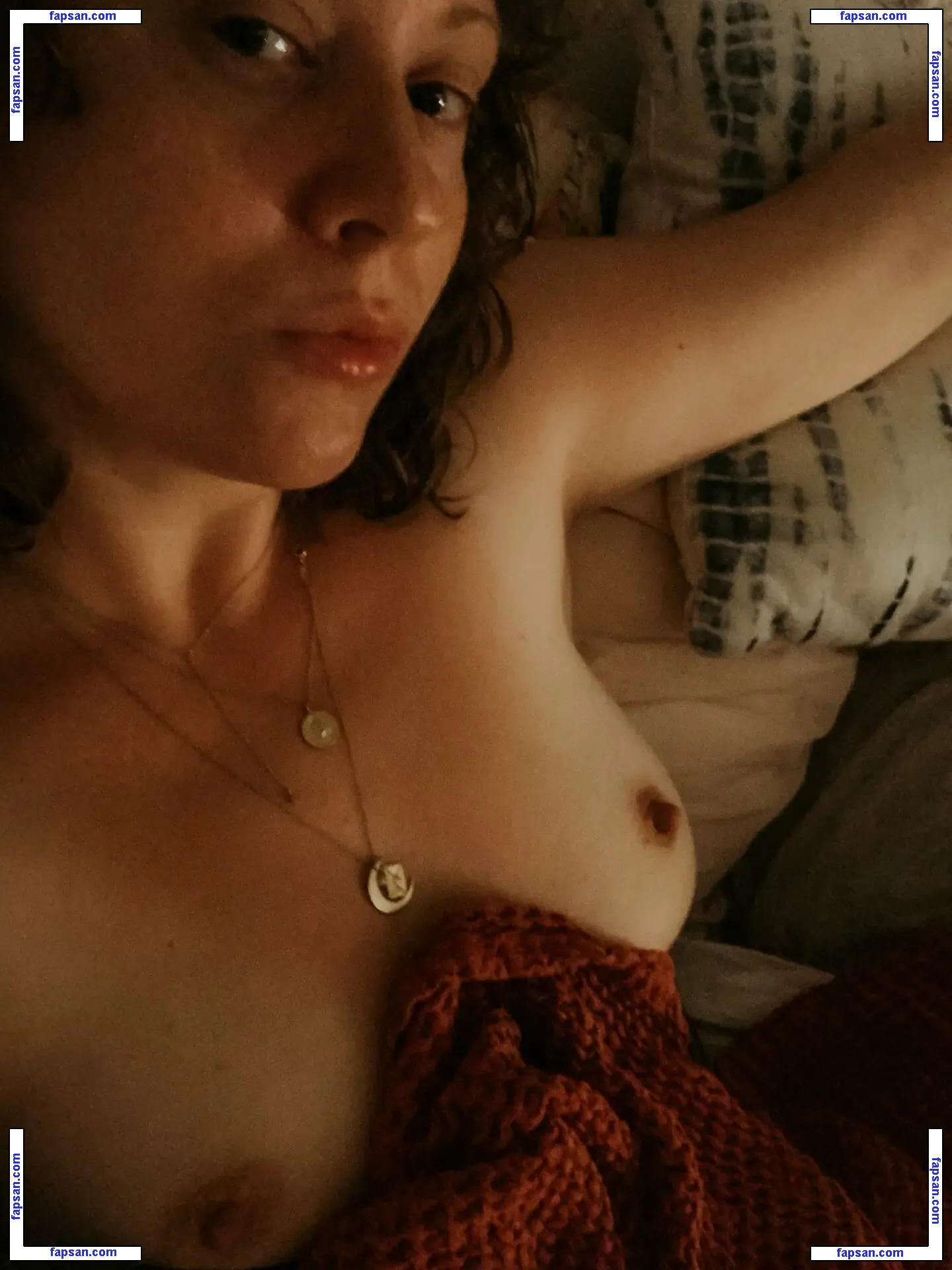 babycatsarekittens голая фото #0001 с Онлифанс