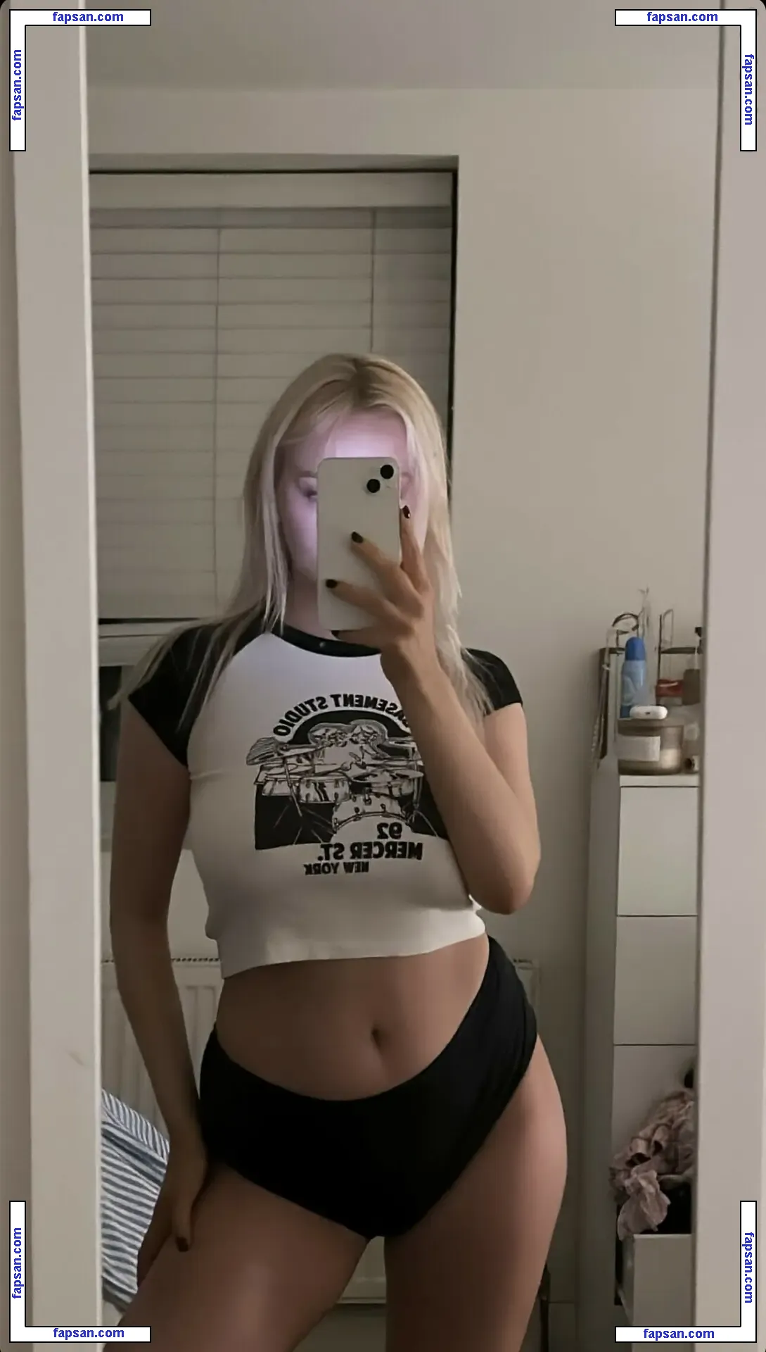 Babycsea голая фото #0005 с Онлифанс