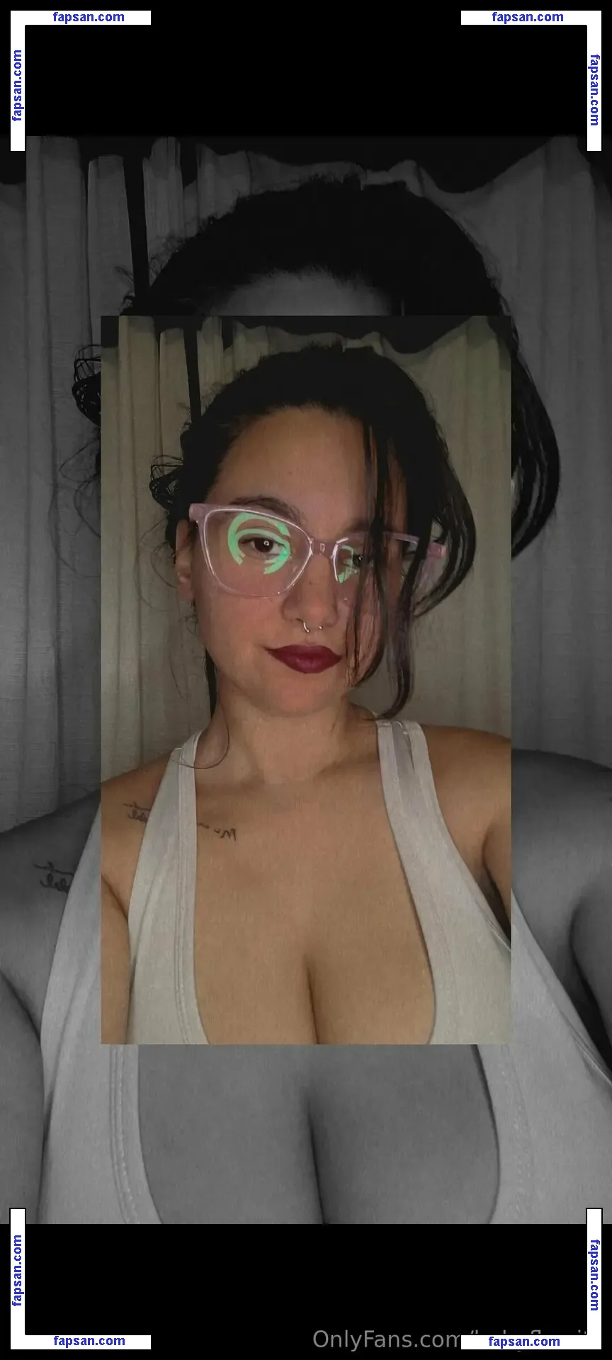 babyflorcita nude photo #0033 from OnlyFans
