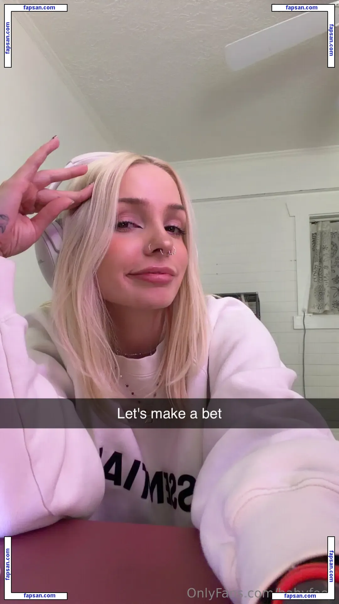 babyfooji / peachtot голая фото #0078 с Онлифанс