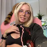 babyfooji / peachtot голая #0048