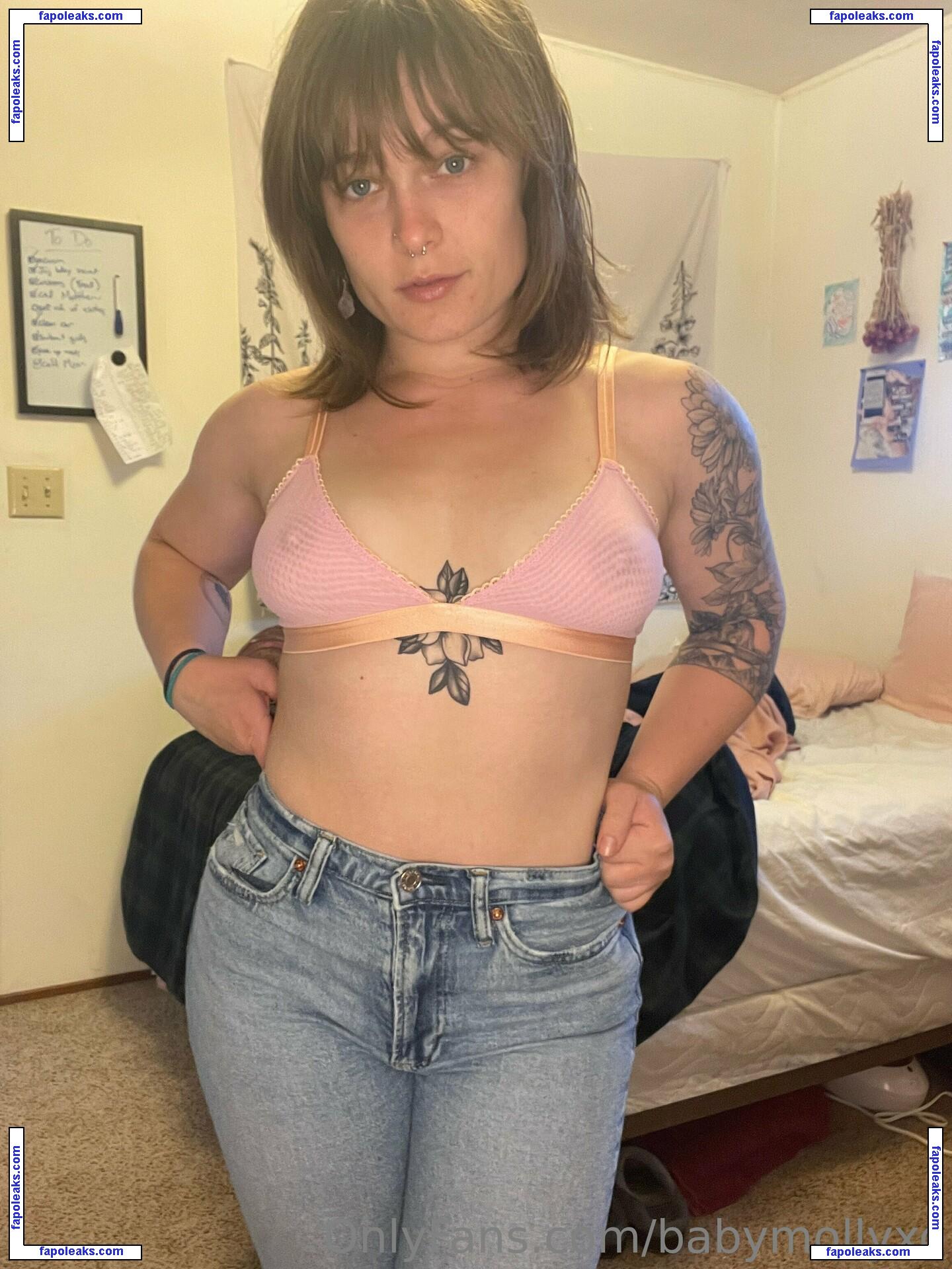 babymollyxo / lilbabymjxo nude photo #0022 from OnlyFans