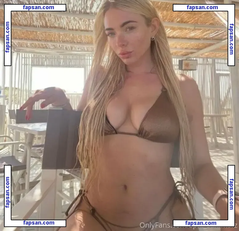 babyvigina / babyvirginiaze nude photo #0006 from OnlyFans