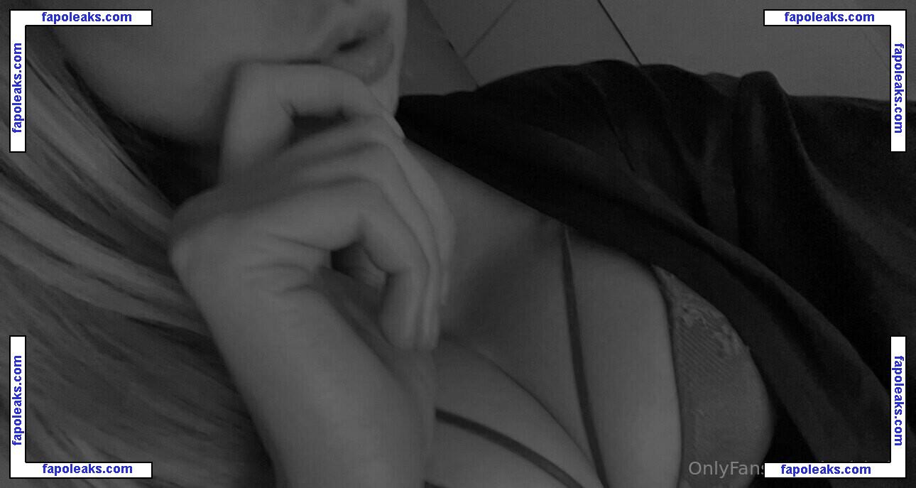bad_helly / bad_hellyy nude photo #0014 from OnlyFans