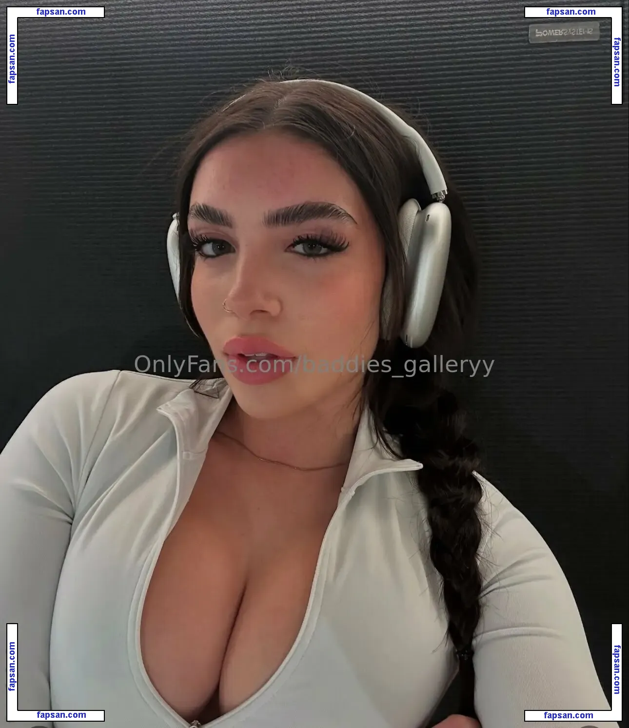 baddies_gallery nude photo #0113 from OnlyFans