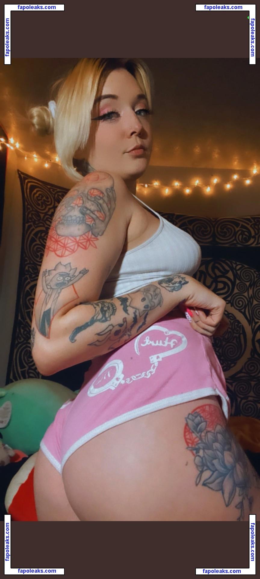 Badfairy420 / _brattibunny_ / brattibunny nude photo #0002 from OnlyFans