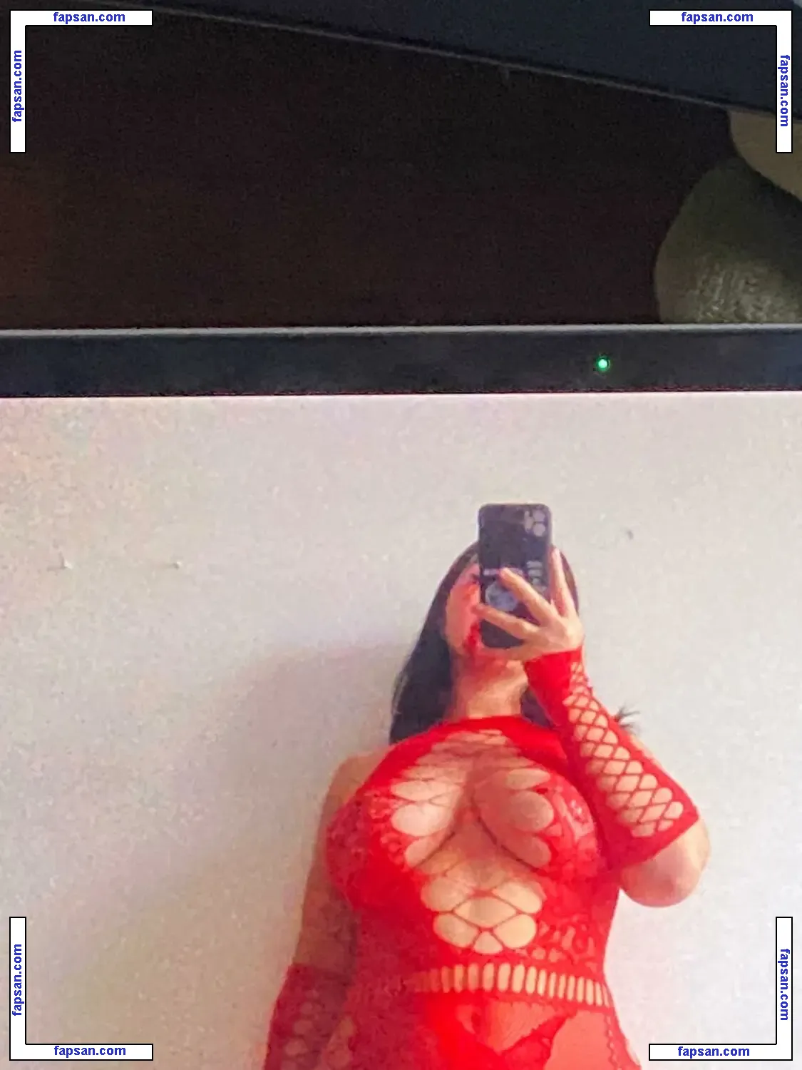 Badgalantii nude photo #0003 from OnlyFans