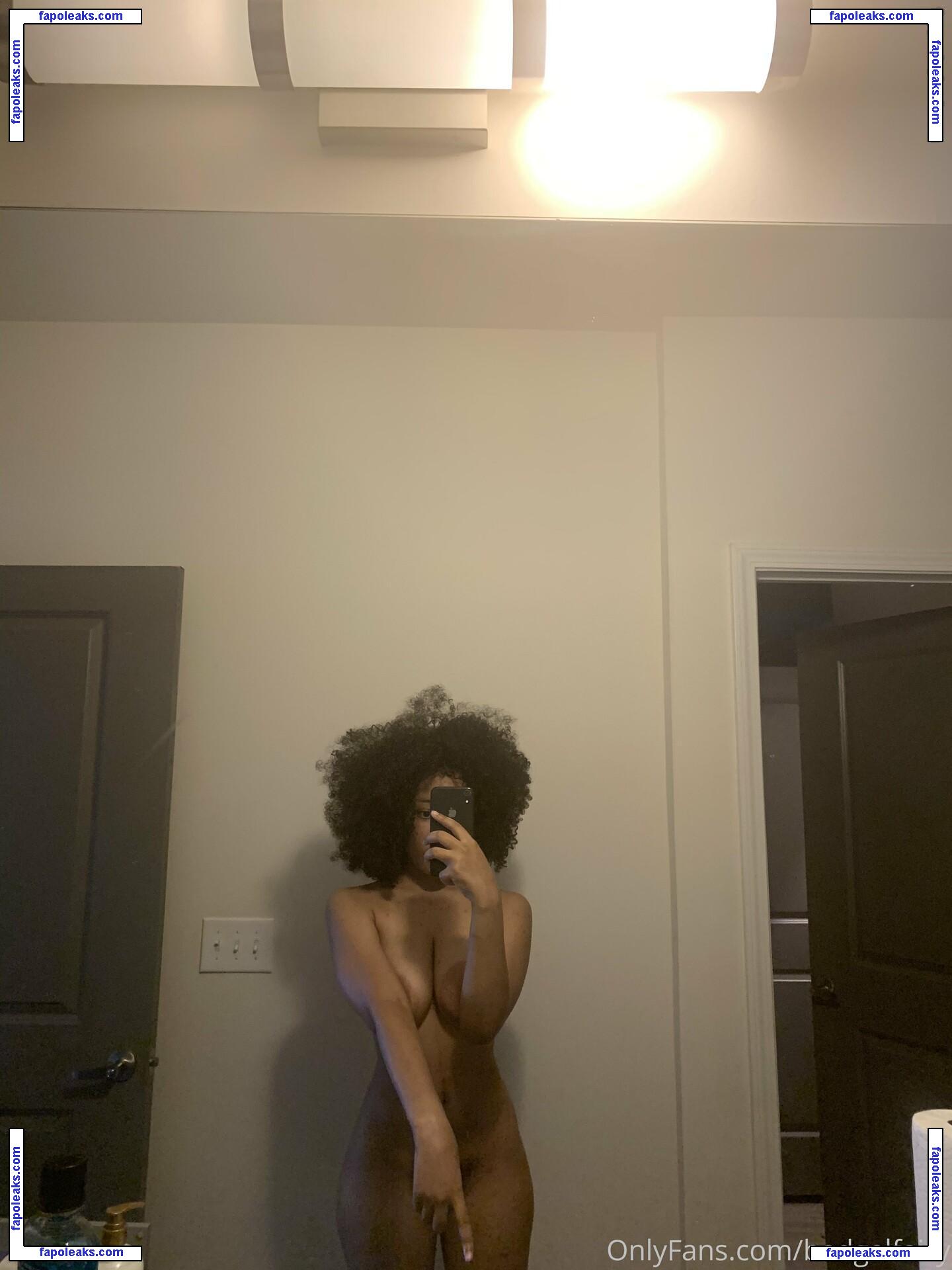 Badgalfairy nude photo #0016 from OnlyFans