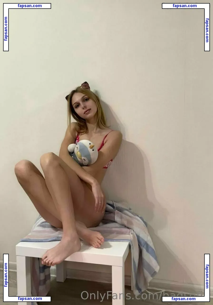 badsofia nude photo #0028 from OnlyFans