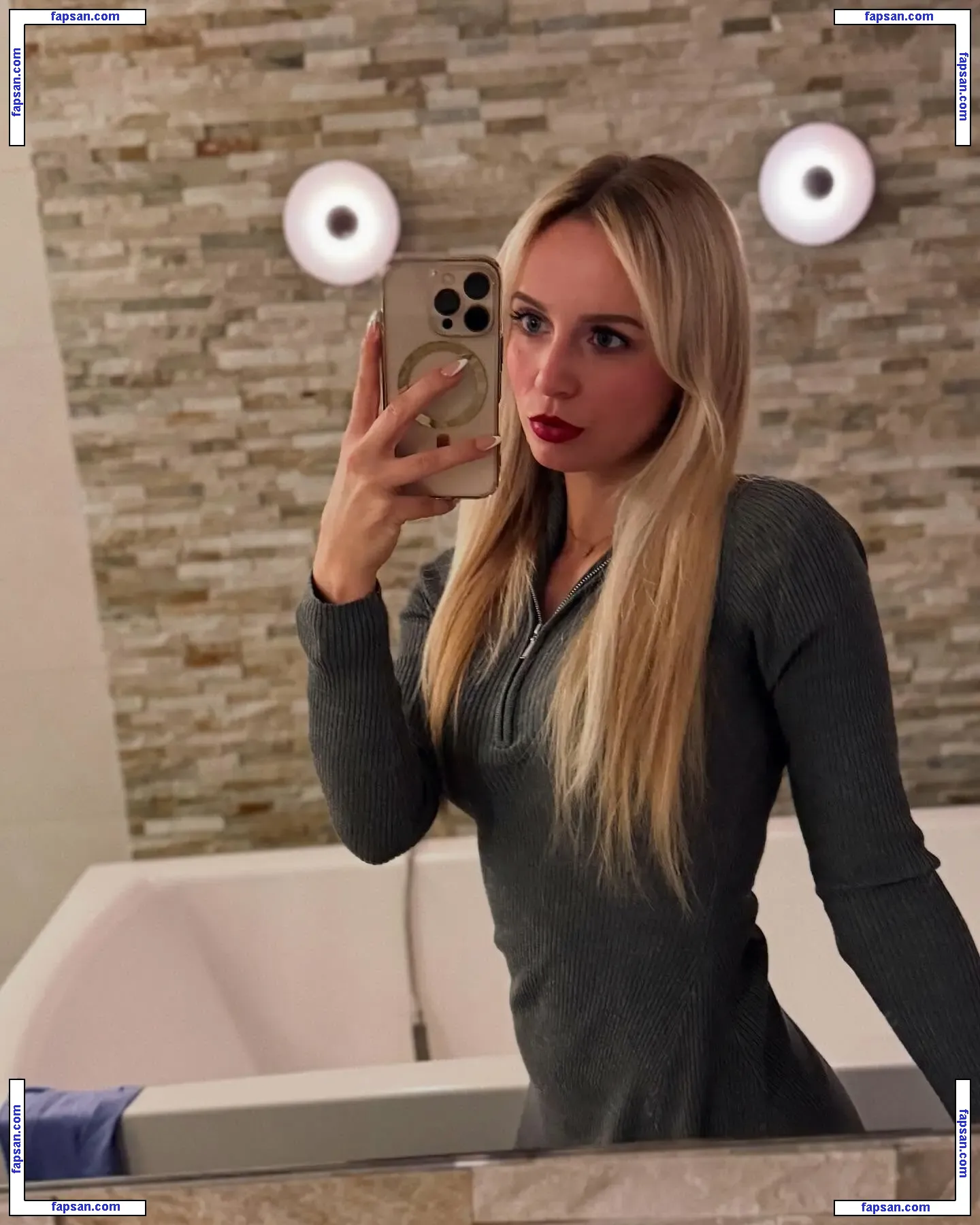 baebaezoe nude photo #0036 from OnlyFans