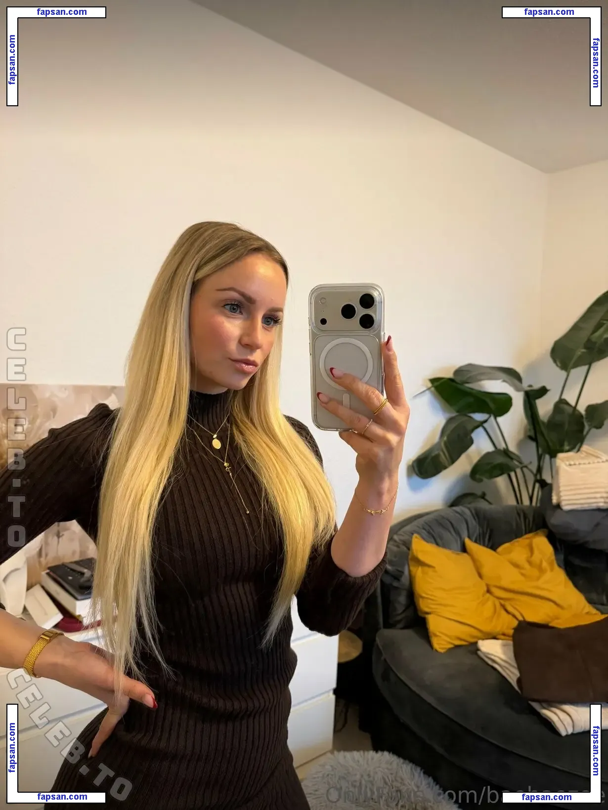 baebaezoe голая фото #0047 с Онлифанс