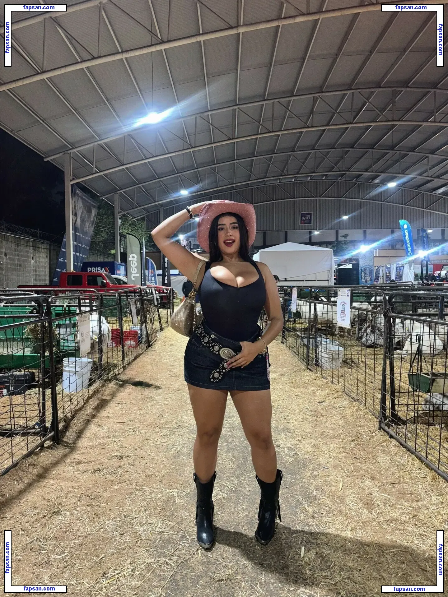 baelib голая фото #0121 с Онлифанс