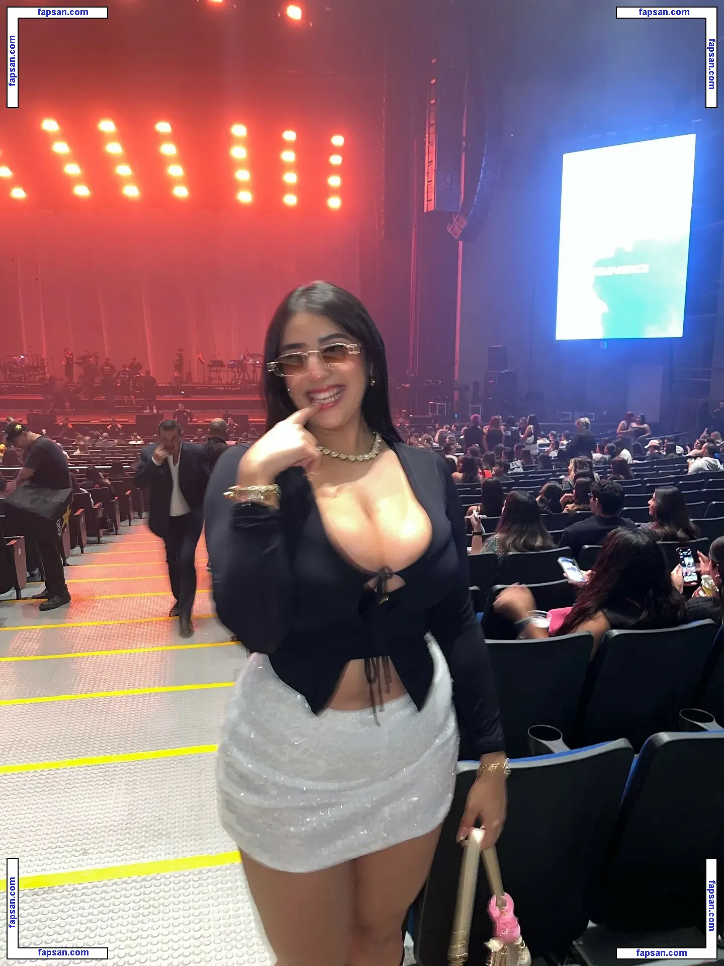 baelib голая фото #0139 с Онлифанс