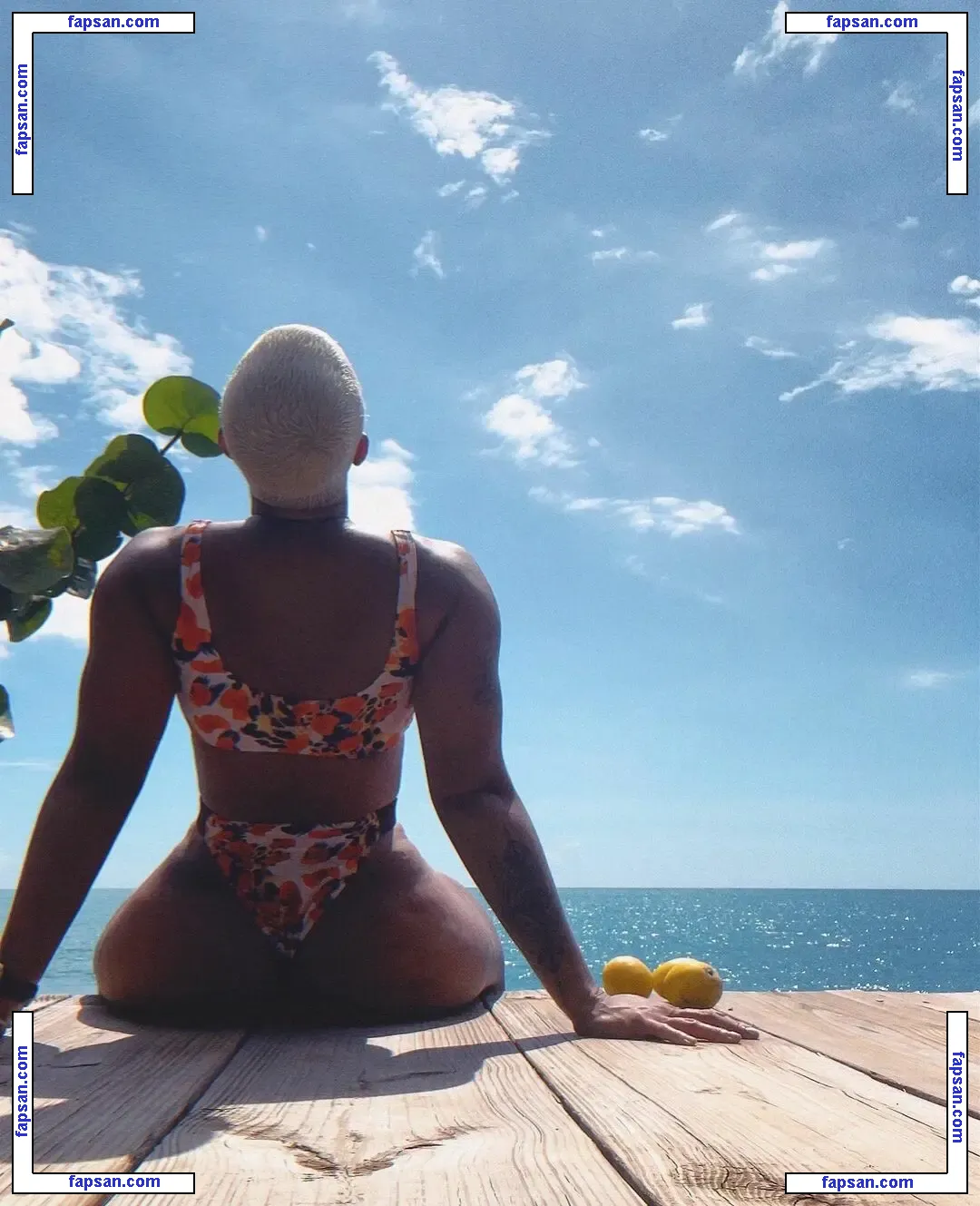 Bahayogi Alex Kaufmann голая фото #0004 с Онлифанс