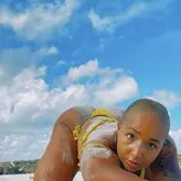 Bahayogi Alex Kaufmann голая #0001