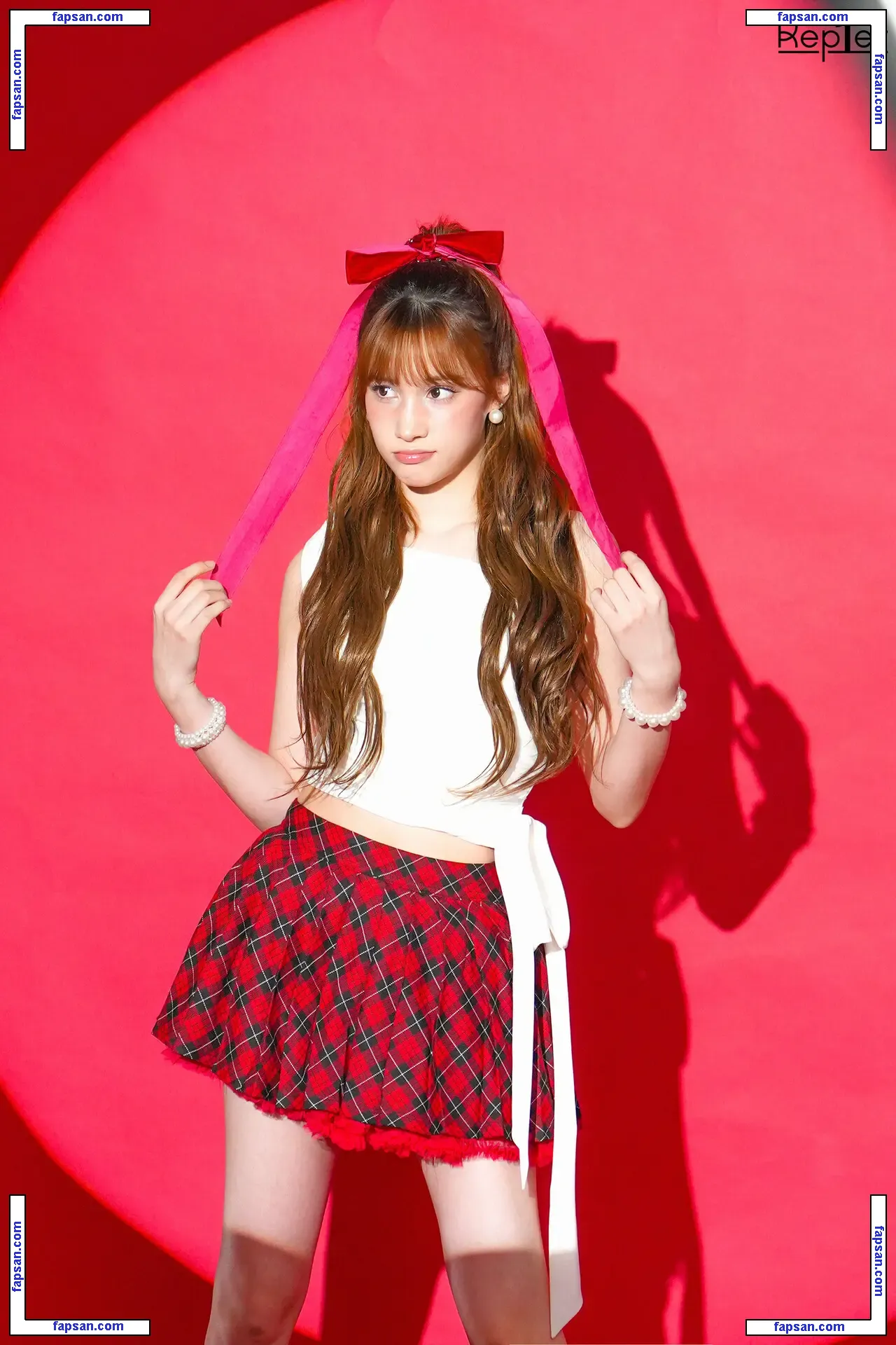 Bahiyyih Jaleh Huening голая фото #0006 с Онлифанс